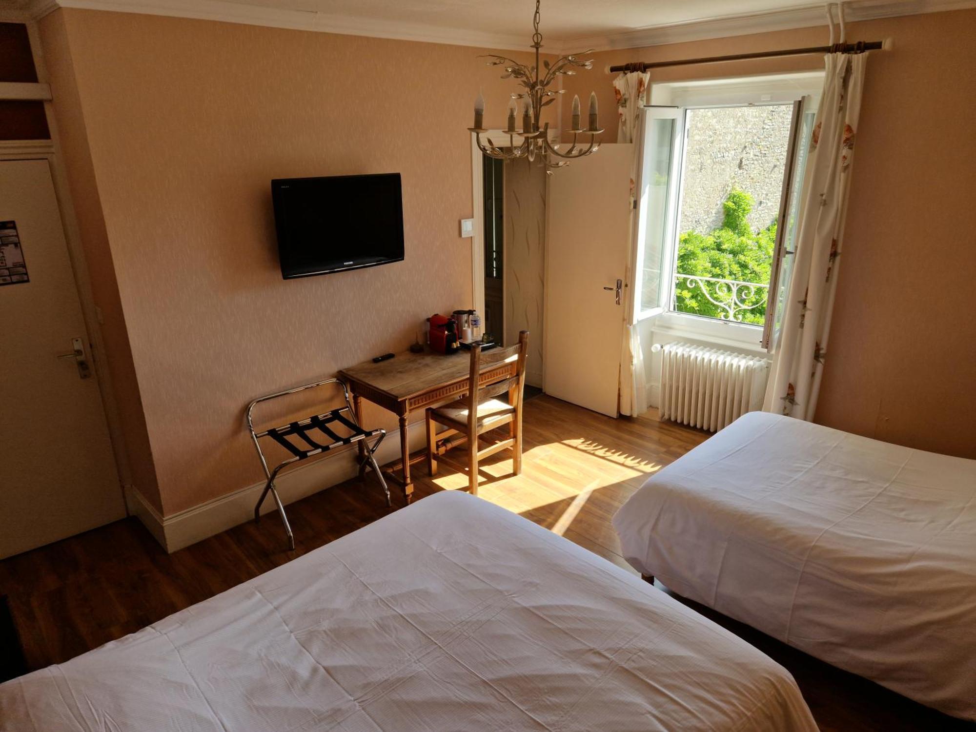 De La Ferte Hotel Chagny (Saone-et-Loire)